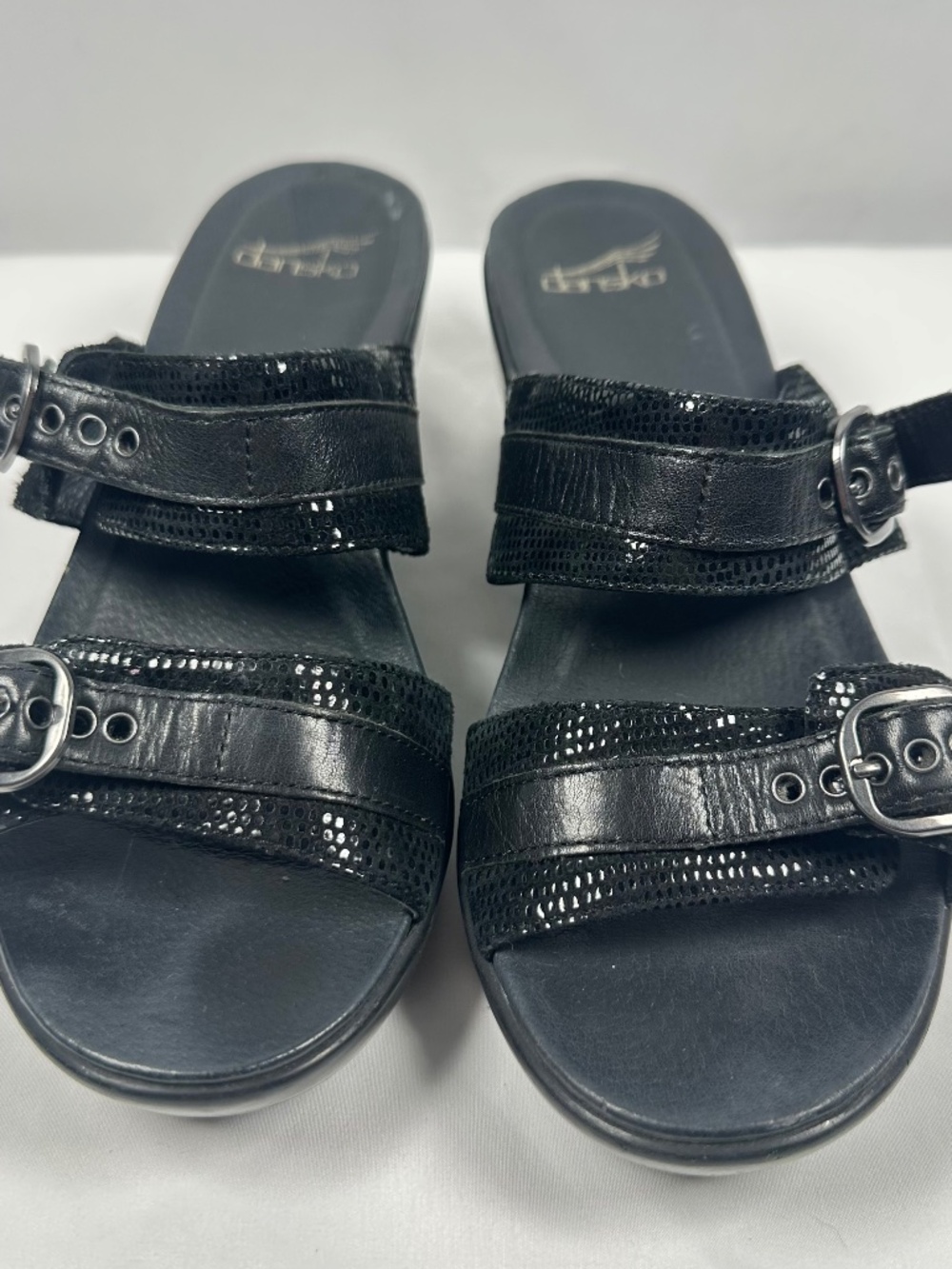 Dansko Jessie Black Lizard Embossed Leather Wedge Sandals Size (7.5-8) Heel 2.25